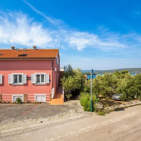 Apartment Seaview Punat